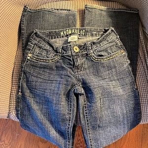Hydraulic Low-Rise Boot Flare Jeans, Size 3/4